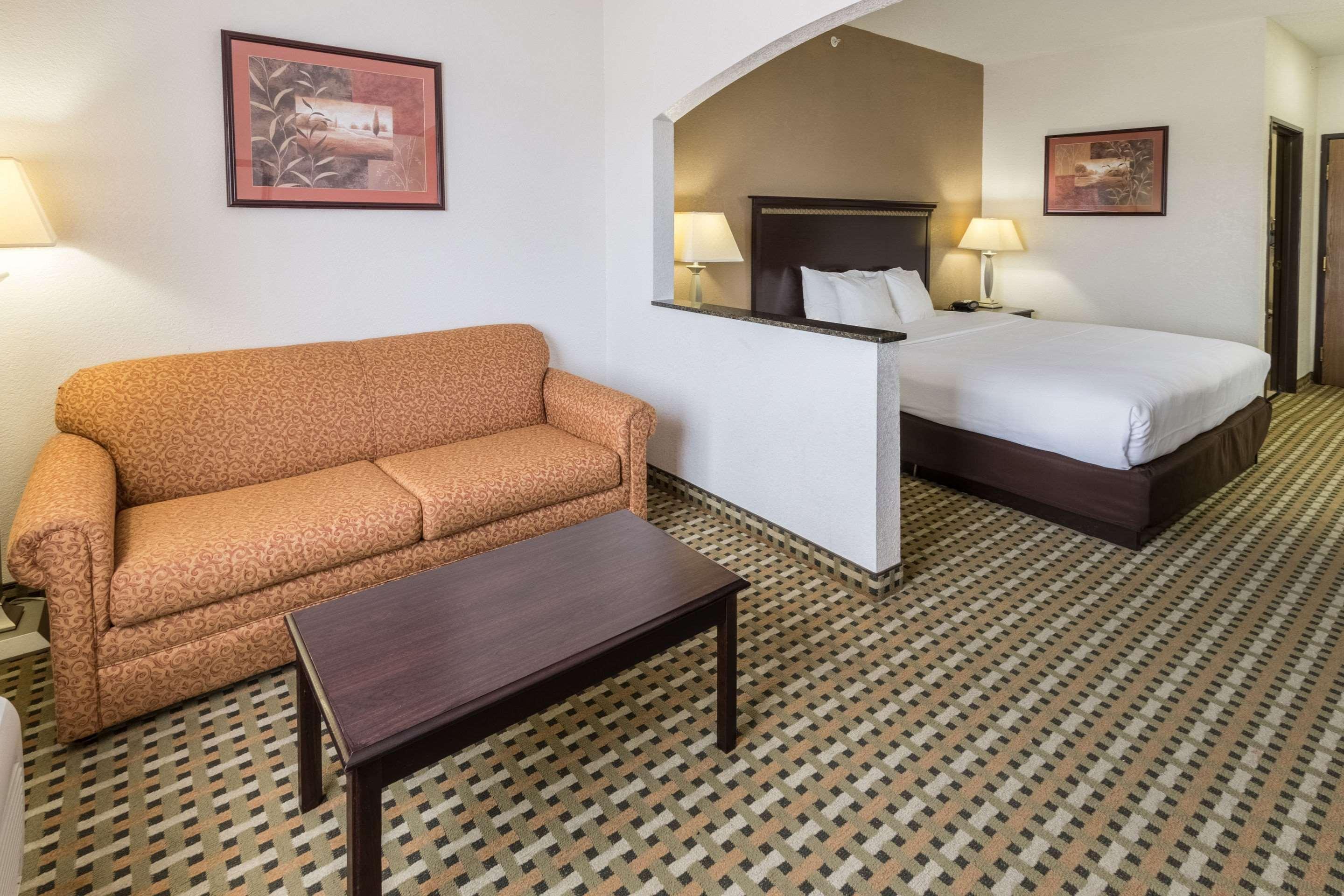 Quality Suites Burleson - Ft Worth Luaran gambar