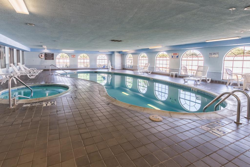 Quality Suites Burleson - Ft Worth Luaran gambar