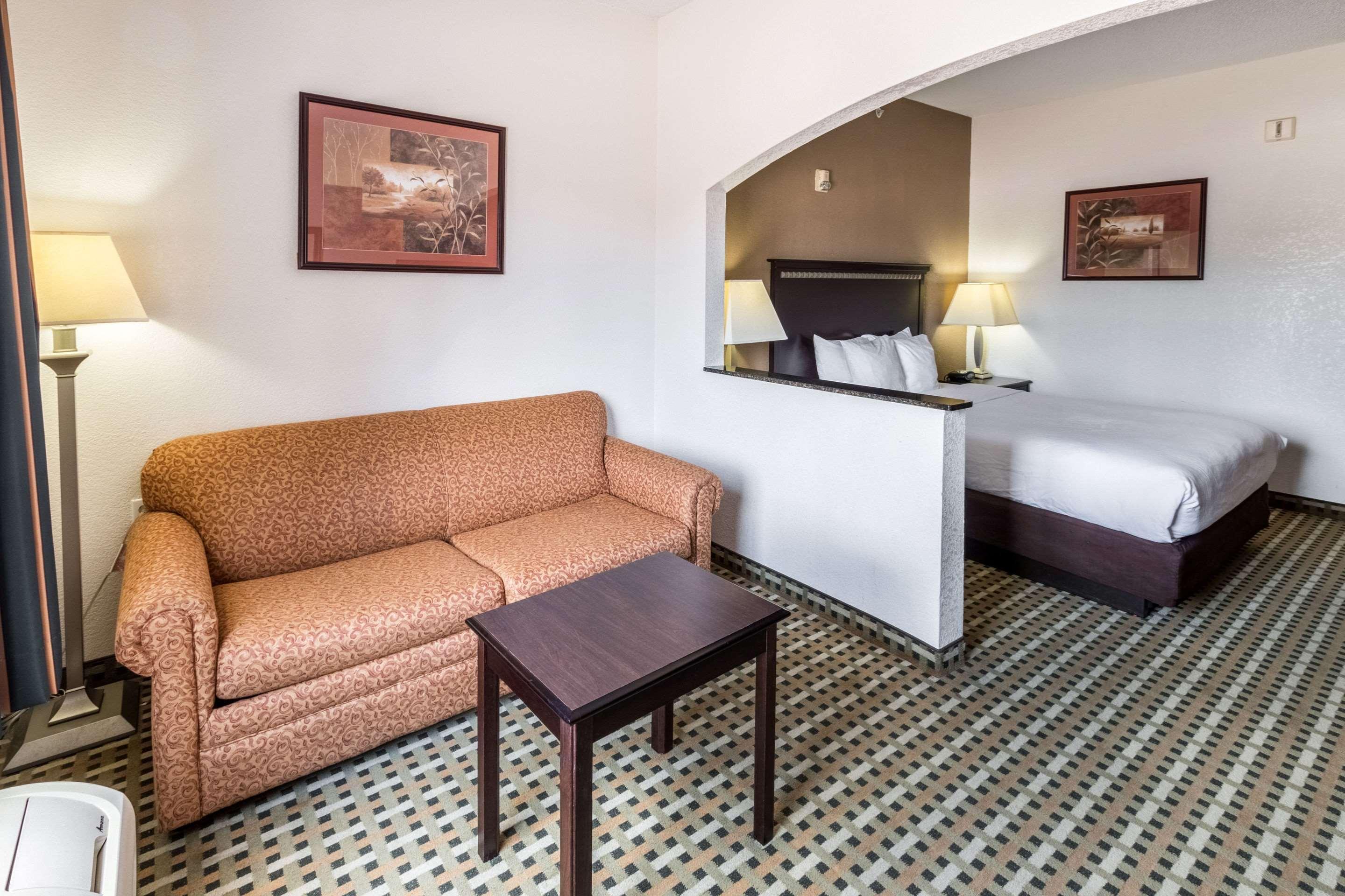 Quality Suites Burleson - Ft Worth Luaran gambar