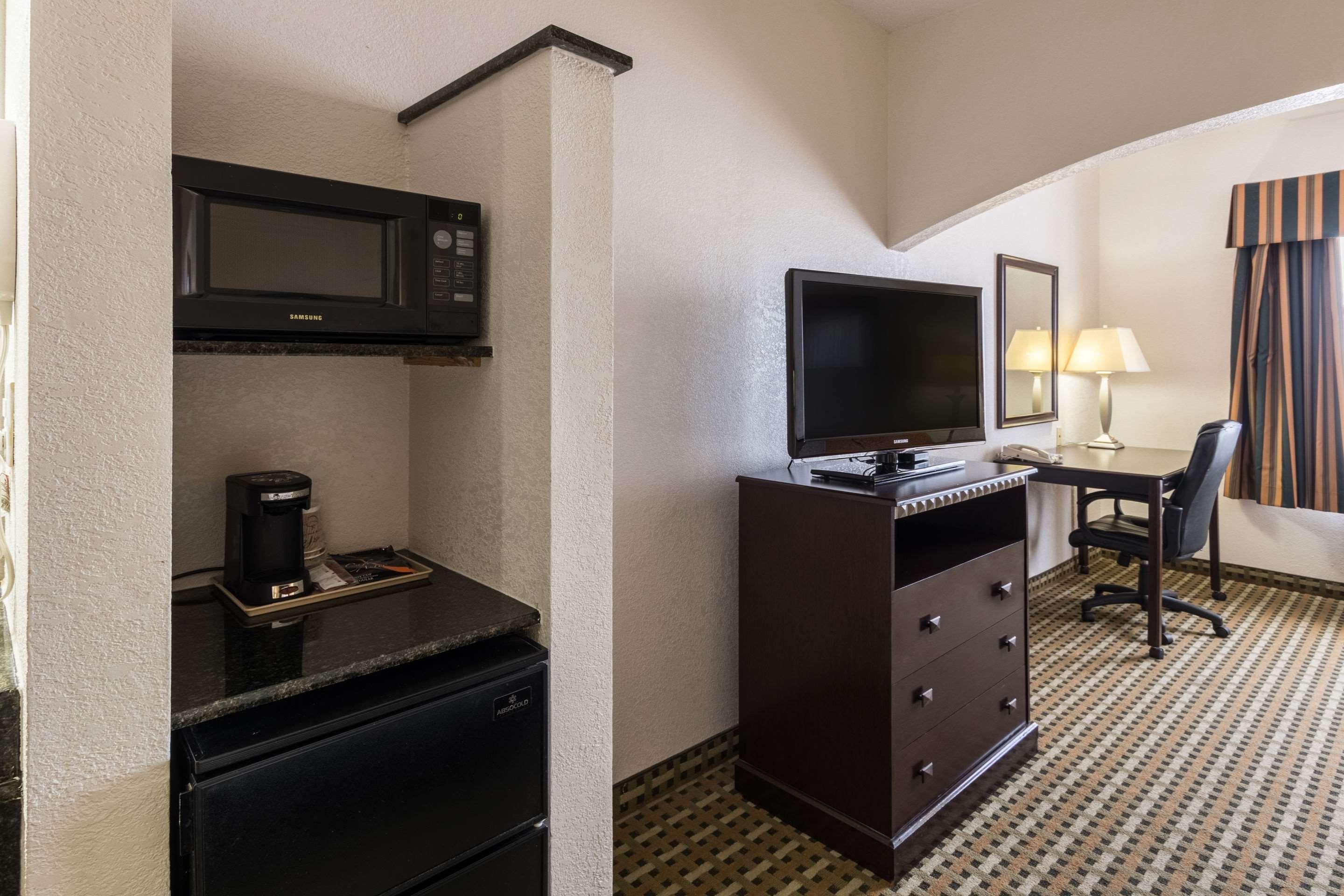 Quality Suites Burleson - Ft Worth Luaran gambar