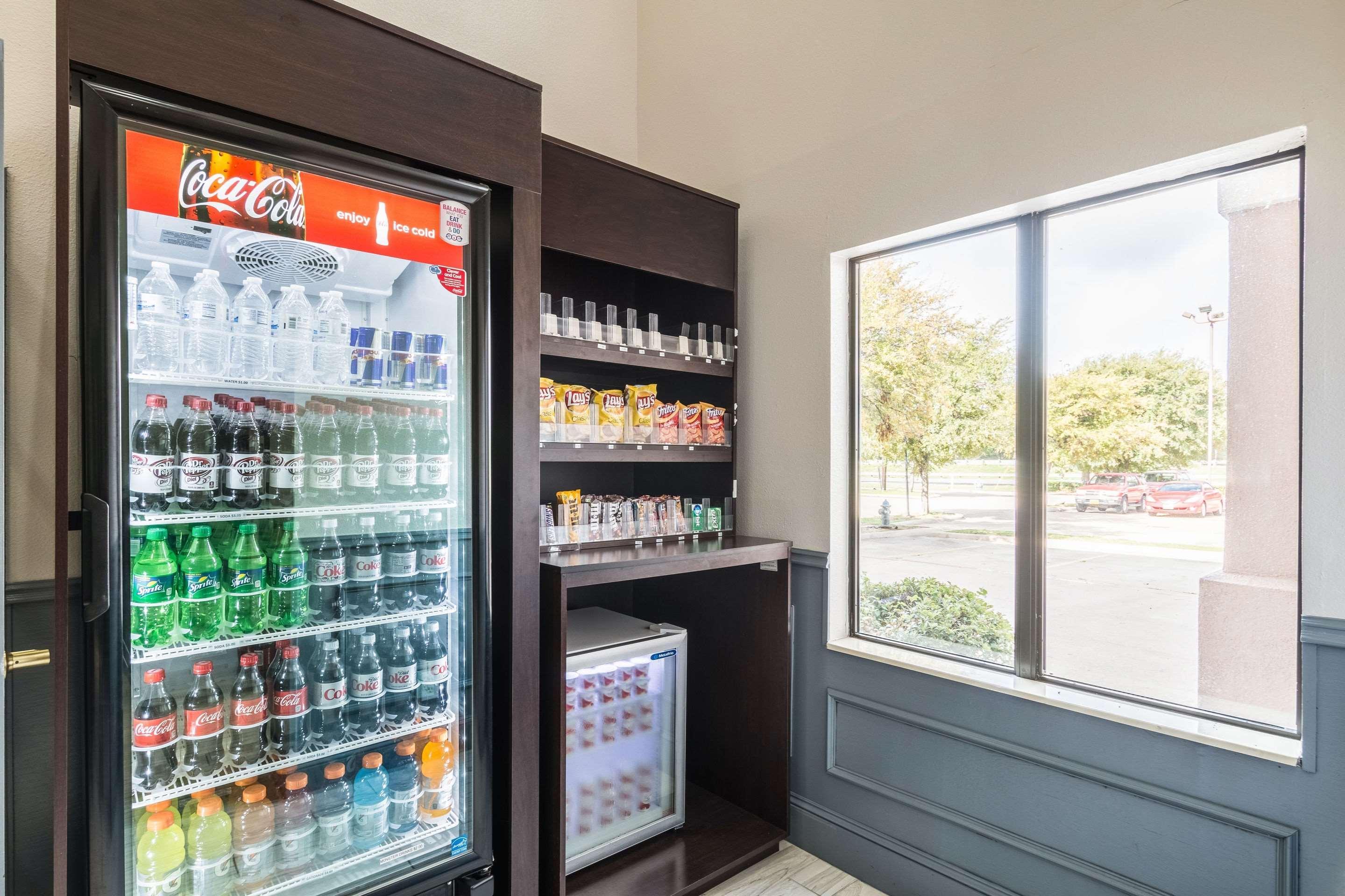 Quality Suites Burleson - Ft Worth Luaran gambar