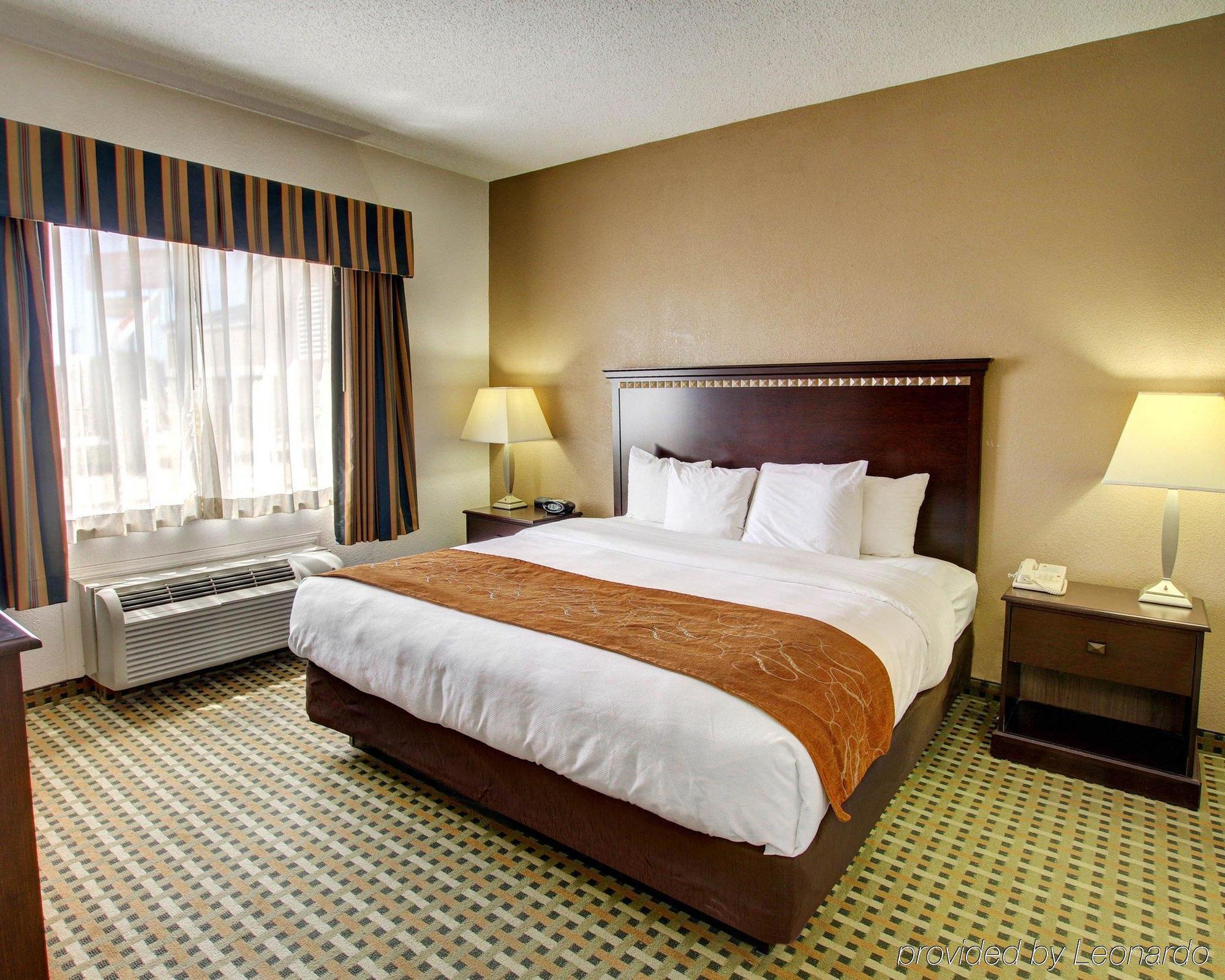 Quality Suites Burleson - Ft Worth Luaran gambar