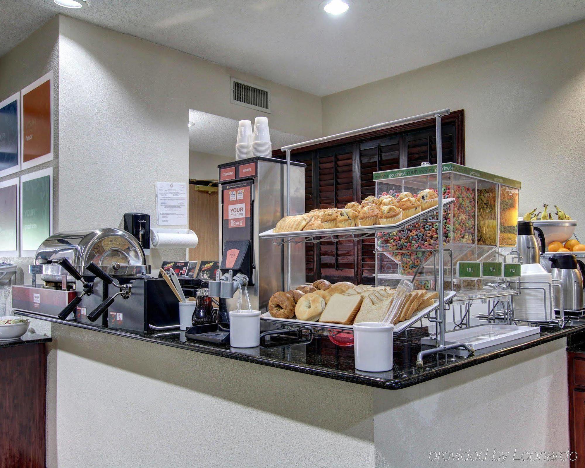 Quality Suites Burleson - Ft Worth Luaran gambar